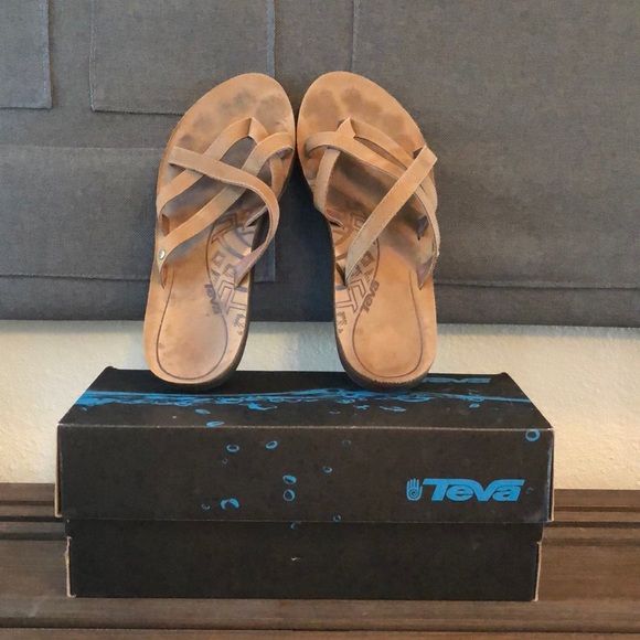 teva olowahu leather